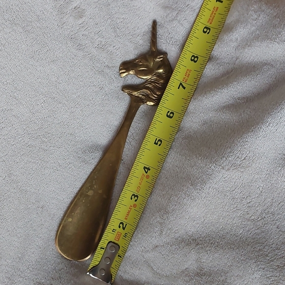 Vintage brass unicorn shoe horn - Picture 3 of 3
